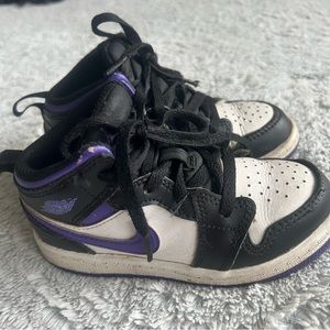 Jordan 1 Mid (TD) Toddlers Shoes Black- size  9C